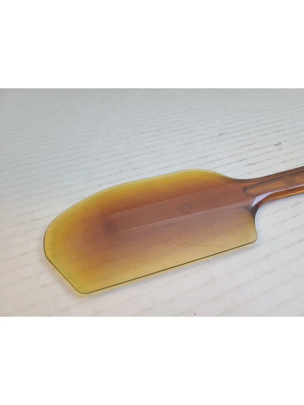 Robinson Knife Company Vintage Ultratemp Amber Spatula Model 2107